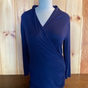 Women's Light Knit Top Size Small